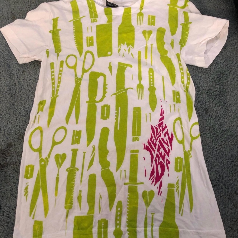 Women’s hellz bellz shirt